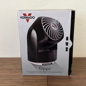 Vornado Table Portable Mini Fan in Black